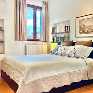 Dalu Lucilla - Private Car Park 15 Minutes To The Center Appartement